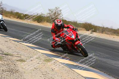 media/Apr-10-2022-SoCal Trackdays (Sun) [[f104b12566]]/Turn 3 Inside (1150am)/